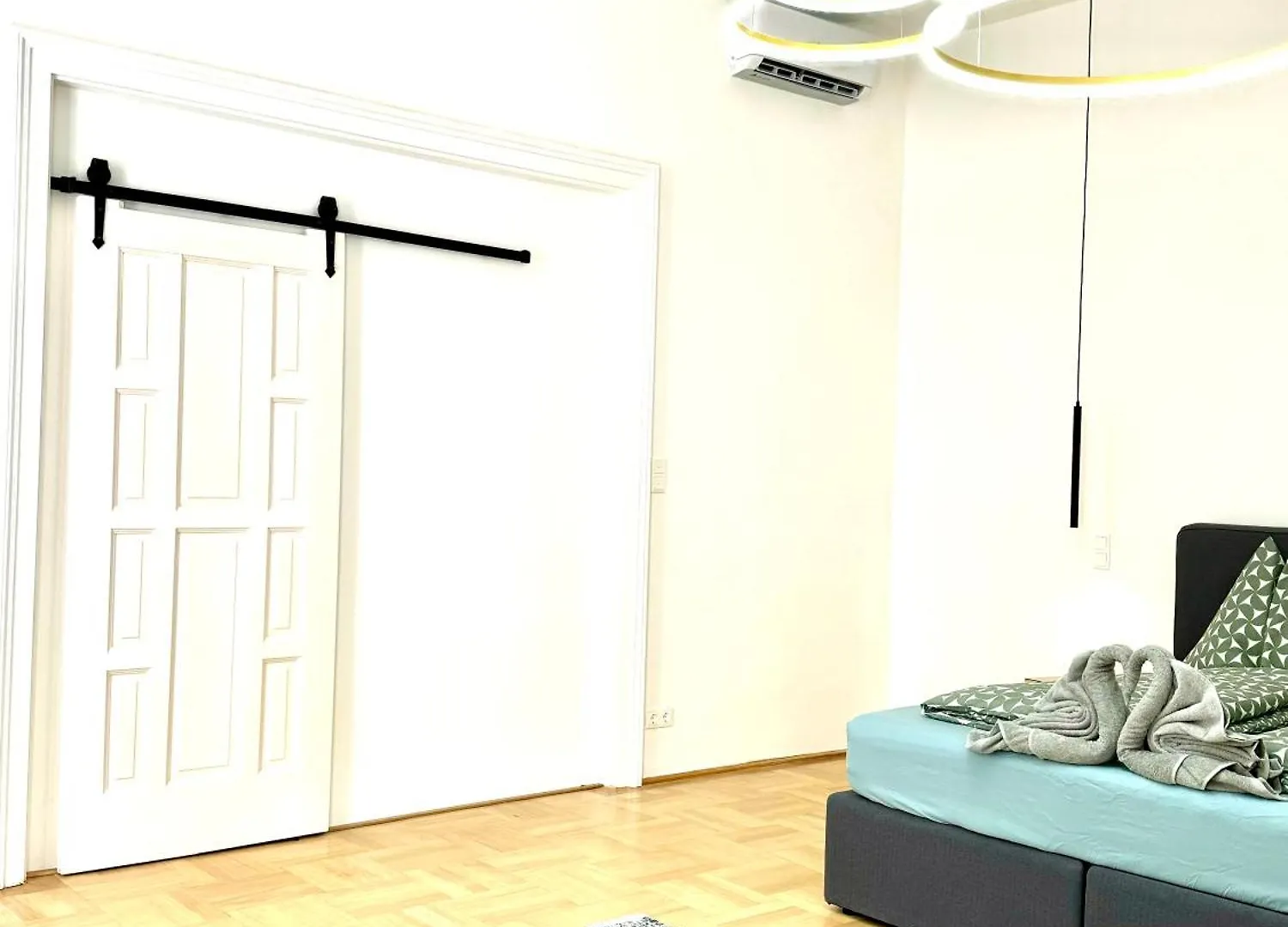 Opera Vienna Apartment 145 M2